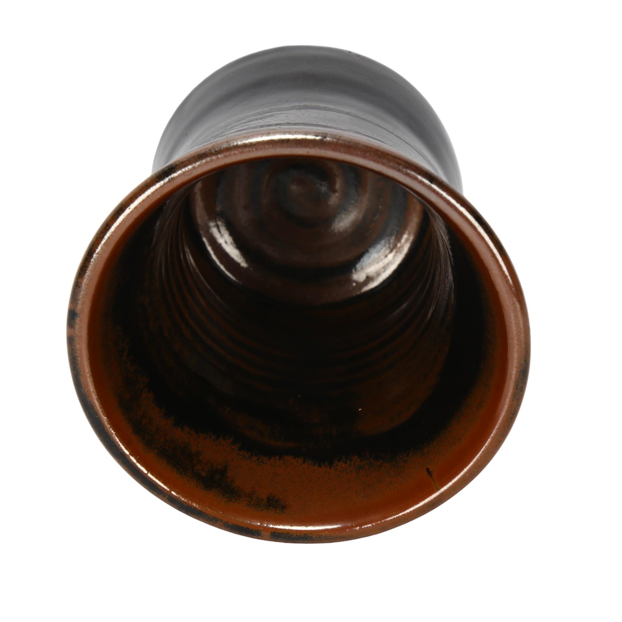 Vase En Grès émaillé Tenmoku – Décor Texturé Spirales – Style Asiatique