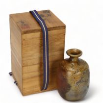 Attributed SUEISHI KOSEN (b.1950-), Japan, a Bizen wood fired bottle, in presentation box, makers