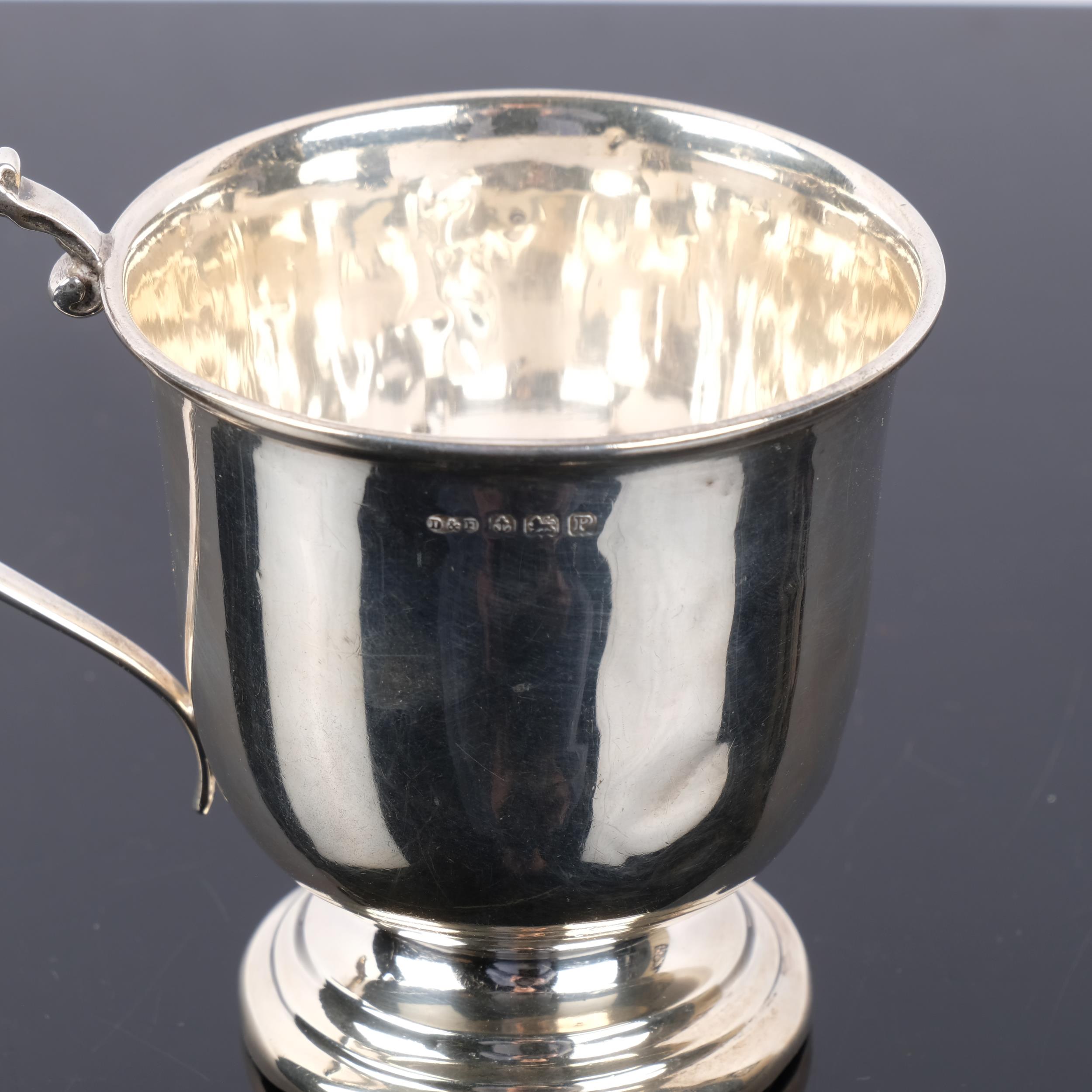 A George VI silver christening mug, Deakin & Francis, Birmingham 1939, 8cm, 2.2oz - Image 2 of 2