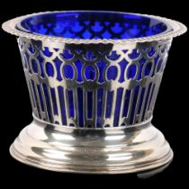 An Edwardian silver sugar bowl, Charles Boyton III, London 1901, circular form with pierced