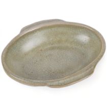 A crackle glaze celadon ware shallow dish with 2 handles, 12.5cm
