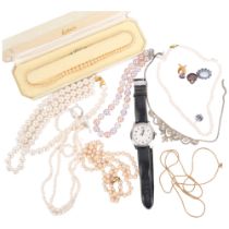 Various jewellery, including single-strand pearl necklace with 9ct gold clasp, etc