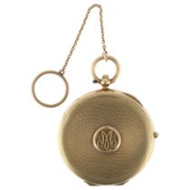 An Art Deco 9ct gold lady's compact, Deakin & Francis, Birmingham 1919, circular form with allover