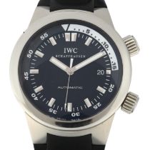 IWC (INTERNATIONAL WATCH COMPANY) - a stainless steel Aquatimer automatic calendar wristwatch,