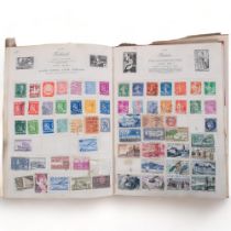 A large collection of loose worldwide postage stamps, airmail envelopes etc (boxful)