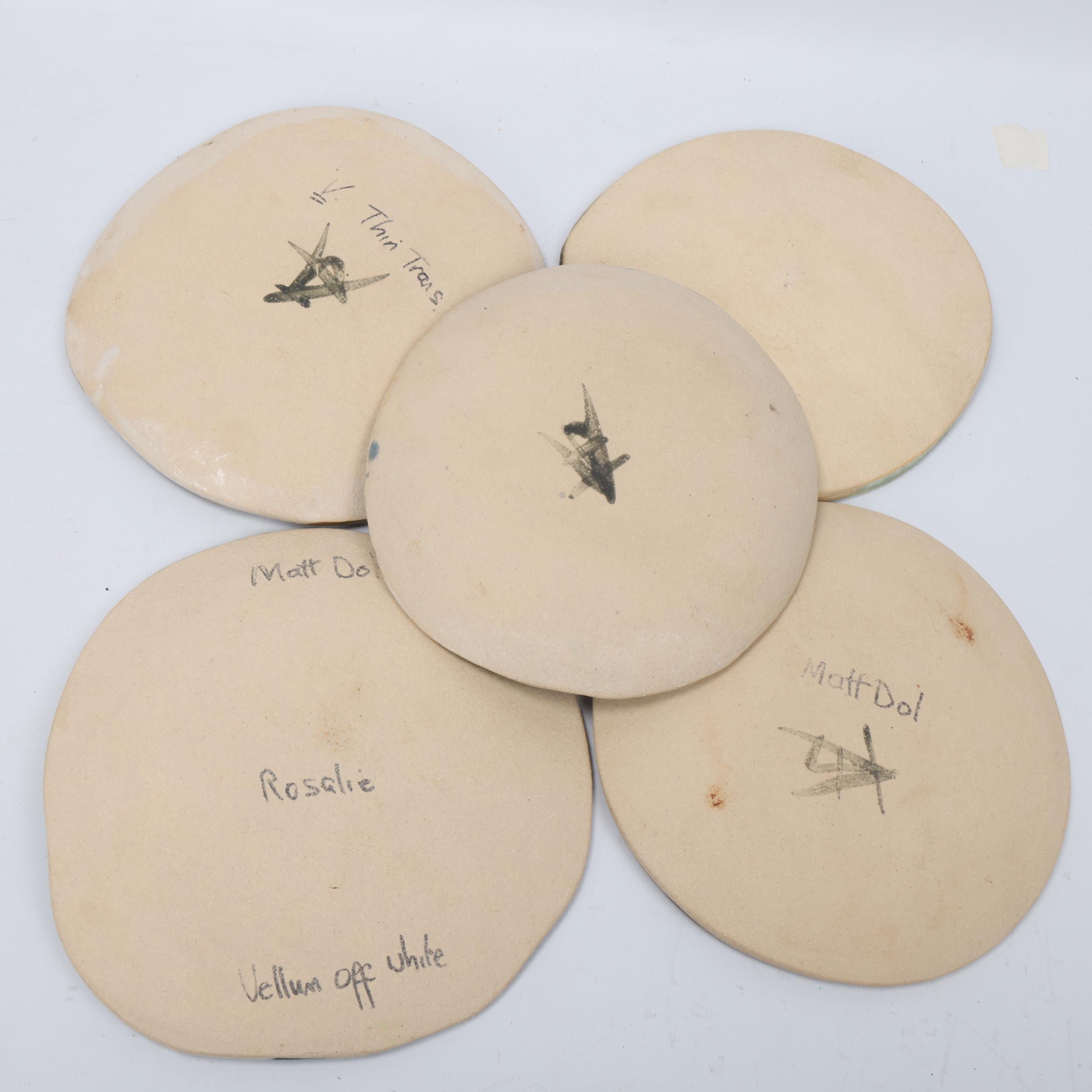 JANE ABBOTT , a set of 5 slab ceramic plates, glaze notes to back, largest diameter 17cm Good - Image 3 of 3