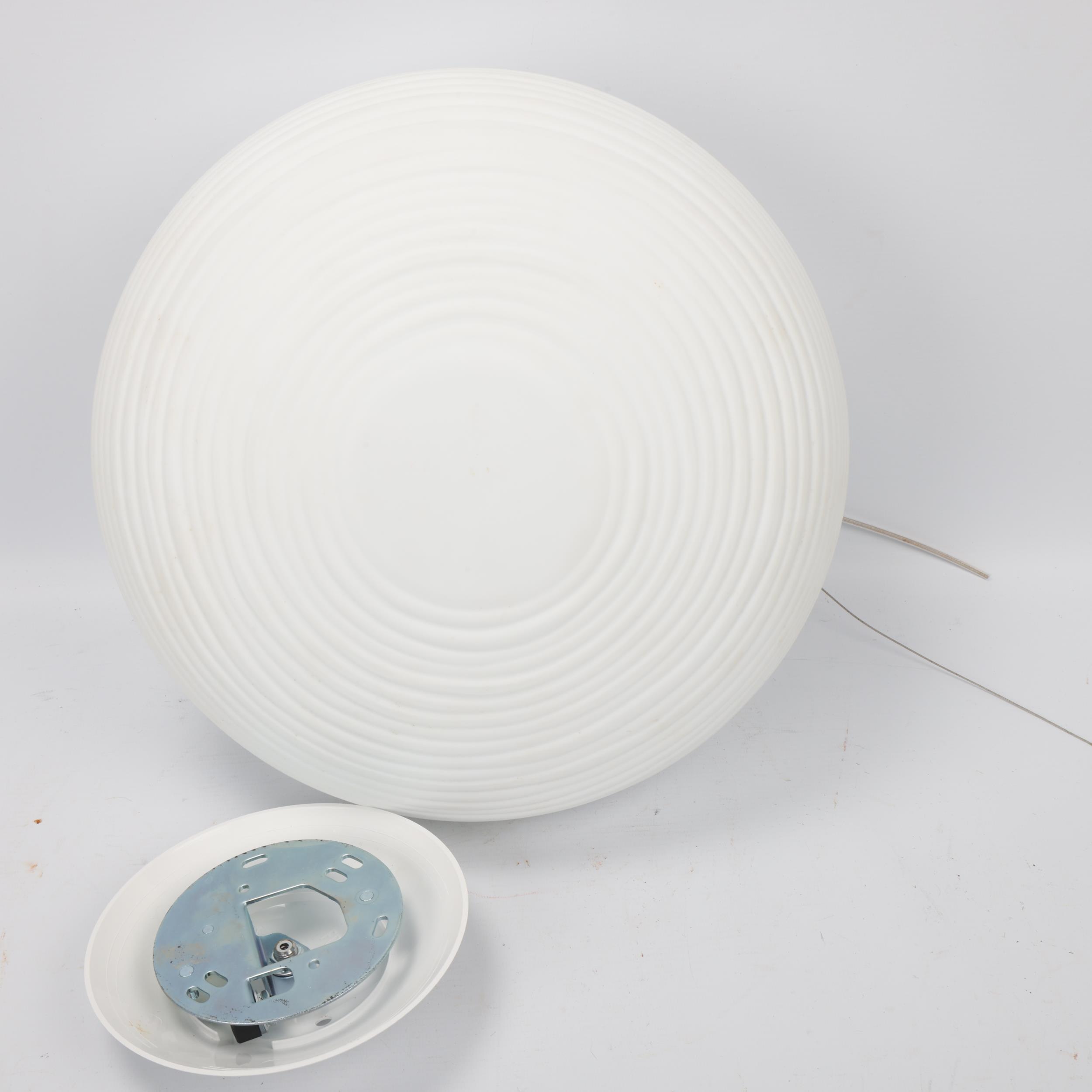 Foscarini "Rituals" white glass pendant lamp, with white metal ceiling rose, diameter approx 35cm, - Image 3 of 3