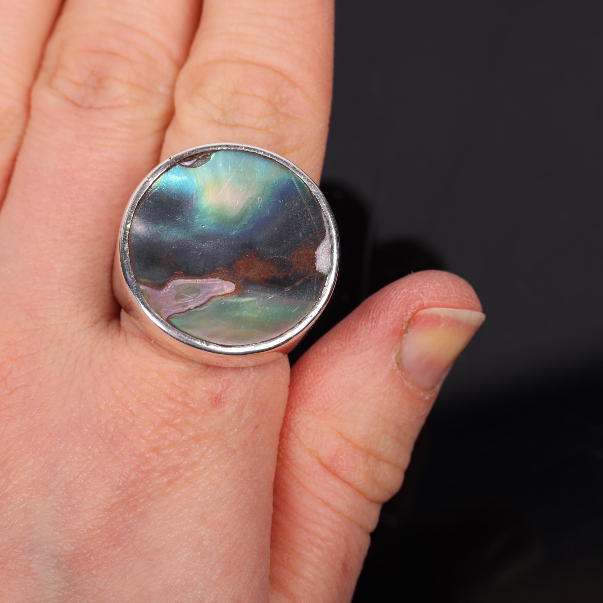 PALLE BISGAARD - a large Danish modernist sterling silver and abalone shell dress ring, model no. - Image 4 of 4