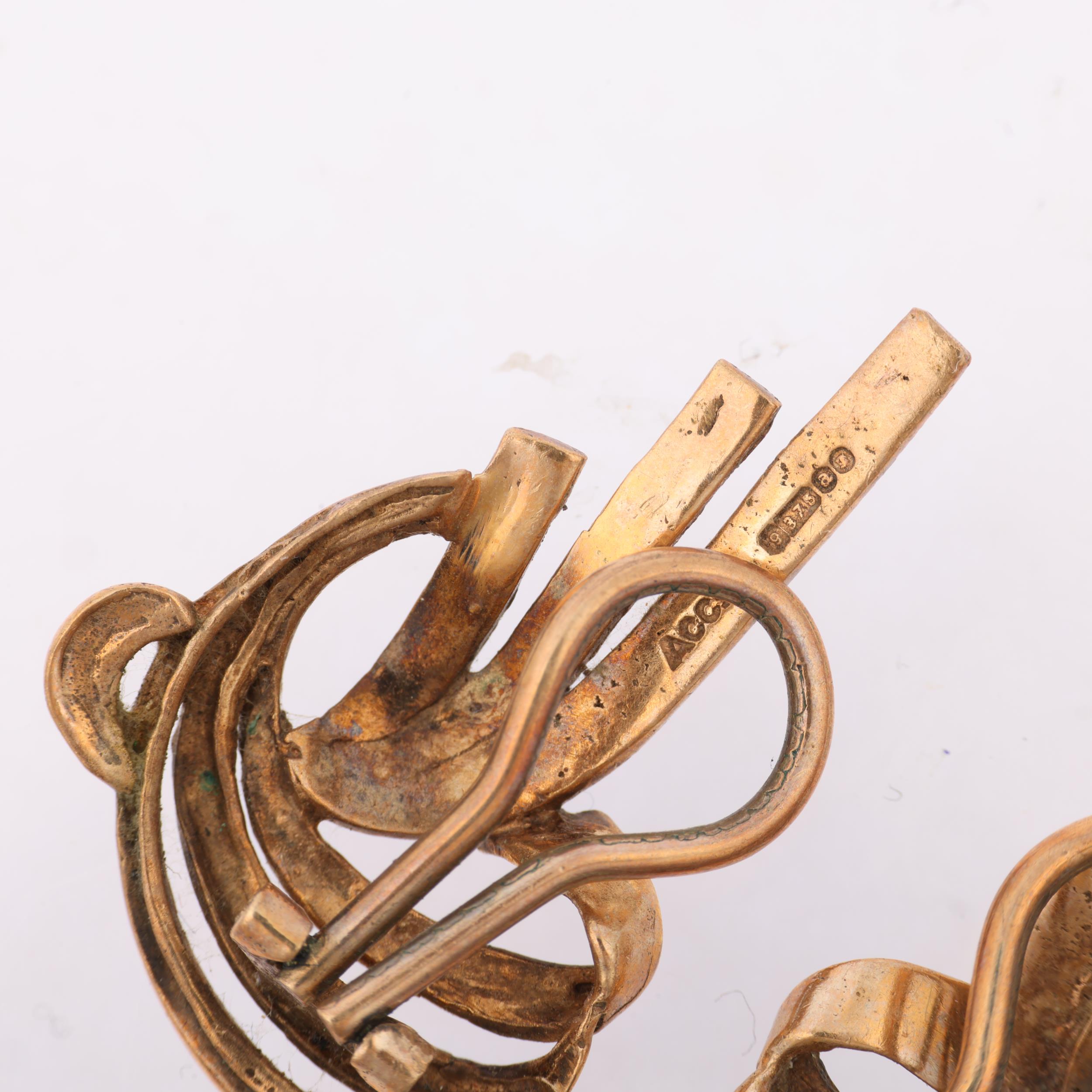 A pair of mid-20th century 9ct gold ribbon clip-on earrings, maker AC Co, London 1956, 29.6mm, 6. - Image 3 of 4