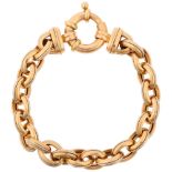 An 18ct gold hollow hoop link chain bracelet, 19cm, 26.1g Condition Report: No damage or repair,