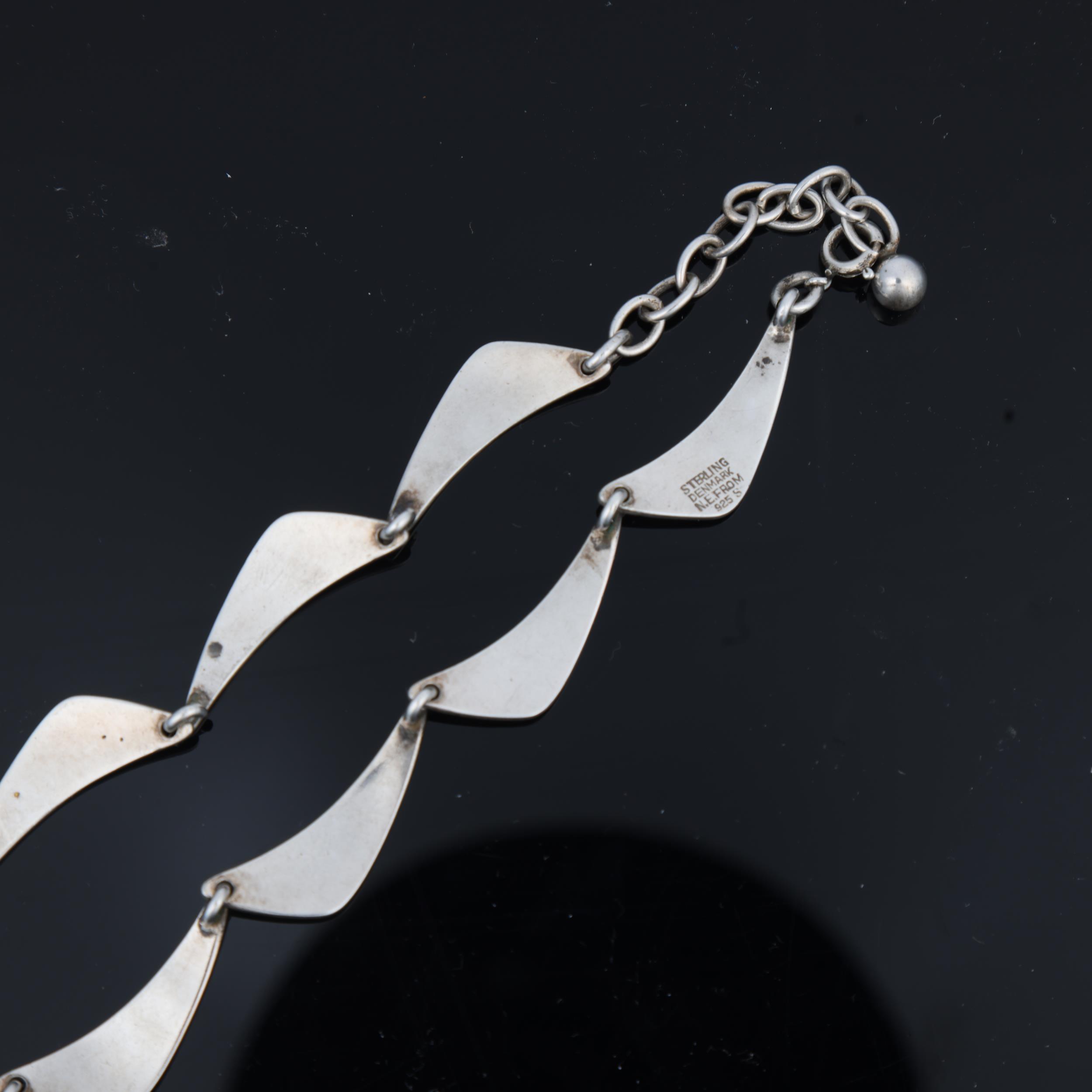 NIELS ERIK FROM - a Danish modernist sterling silver boomerang panel necklace, 40cm, 22.2g Condition - Image 3 of 4