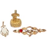 Various jewellery, including 9ct gold opal pendant, gilt-metal 'As you like it' seal fob, and