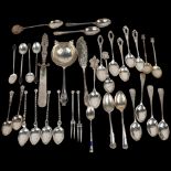 Various silver, including George VI tea strainer, bean-end coffee spoons, etc, 13.2oz gross