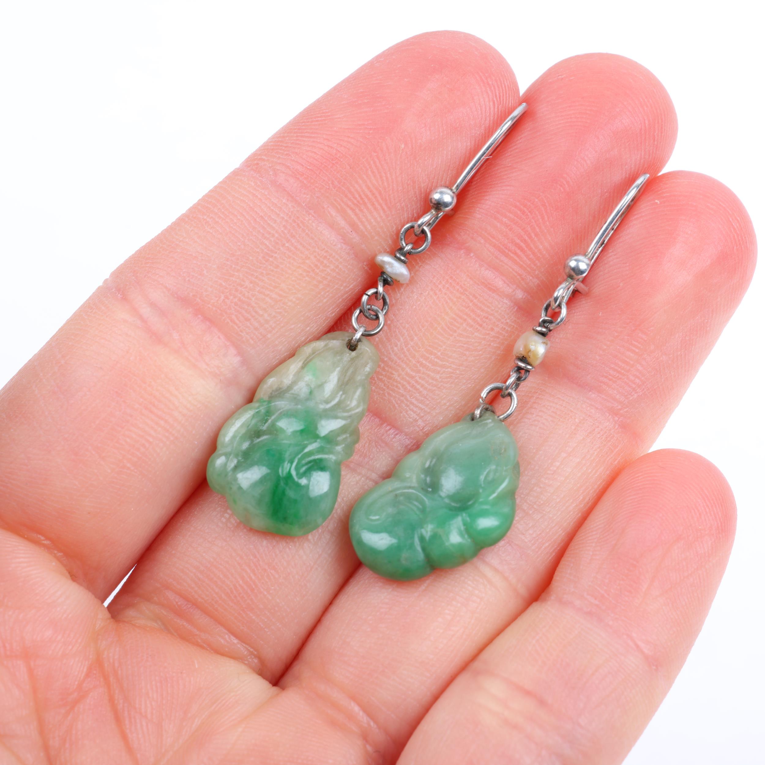 A pair of jade and pearl 'Double Gourd' drop earrings, circa 1930s, each with carved and polished - Image 4 of 4