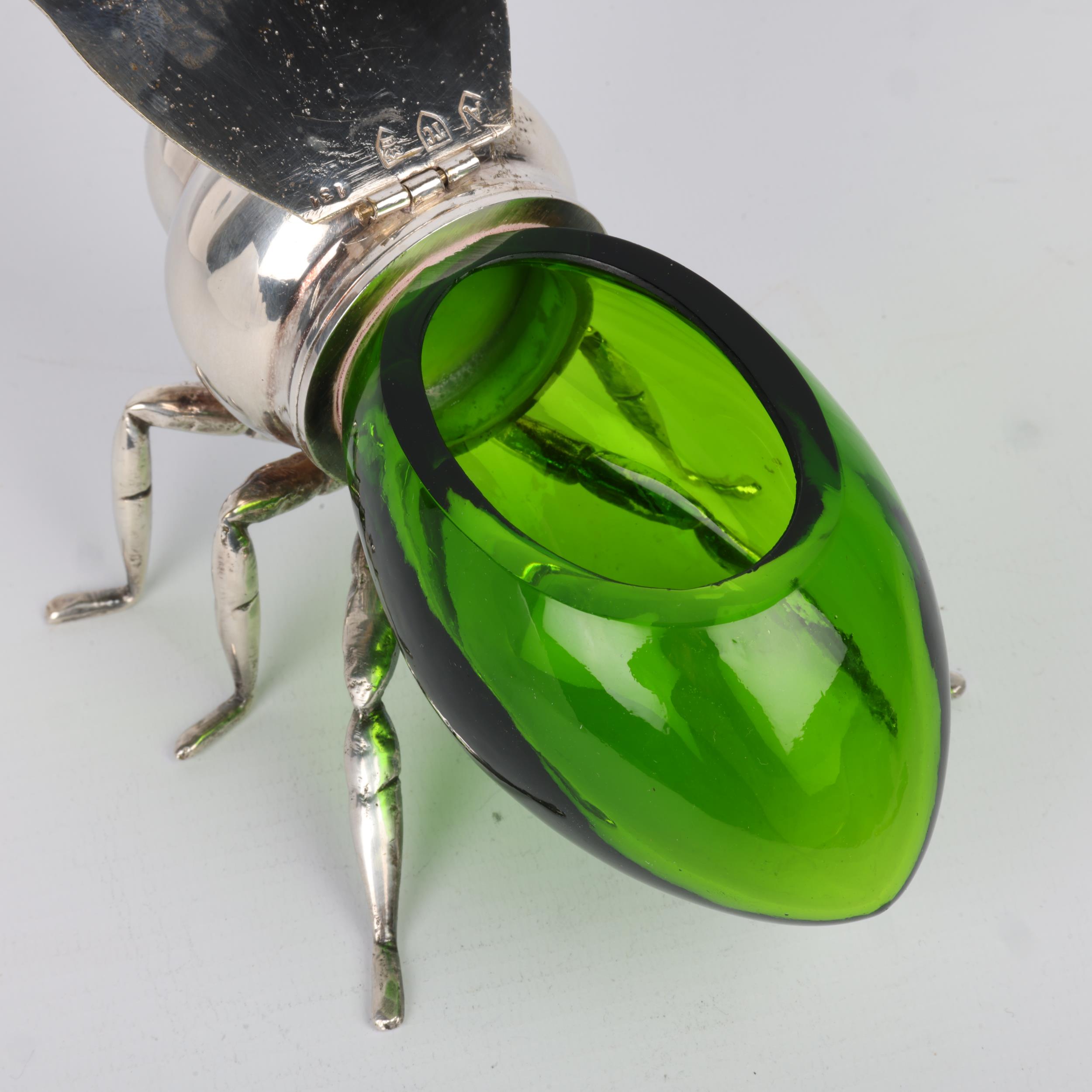 An Art Deco novelty silver plated green glass figural bee honeypot, circa 1930, 15cm Condition - Image 3 of 3