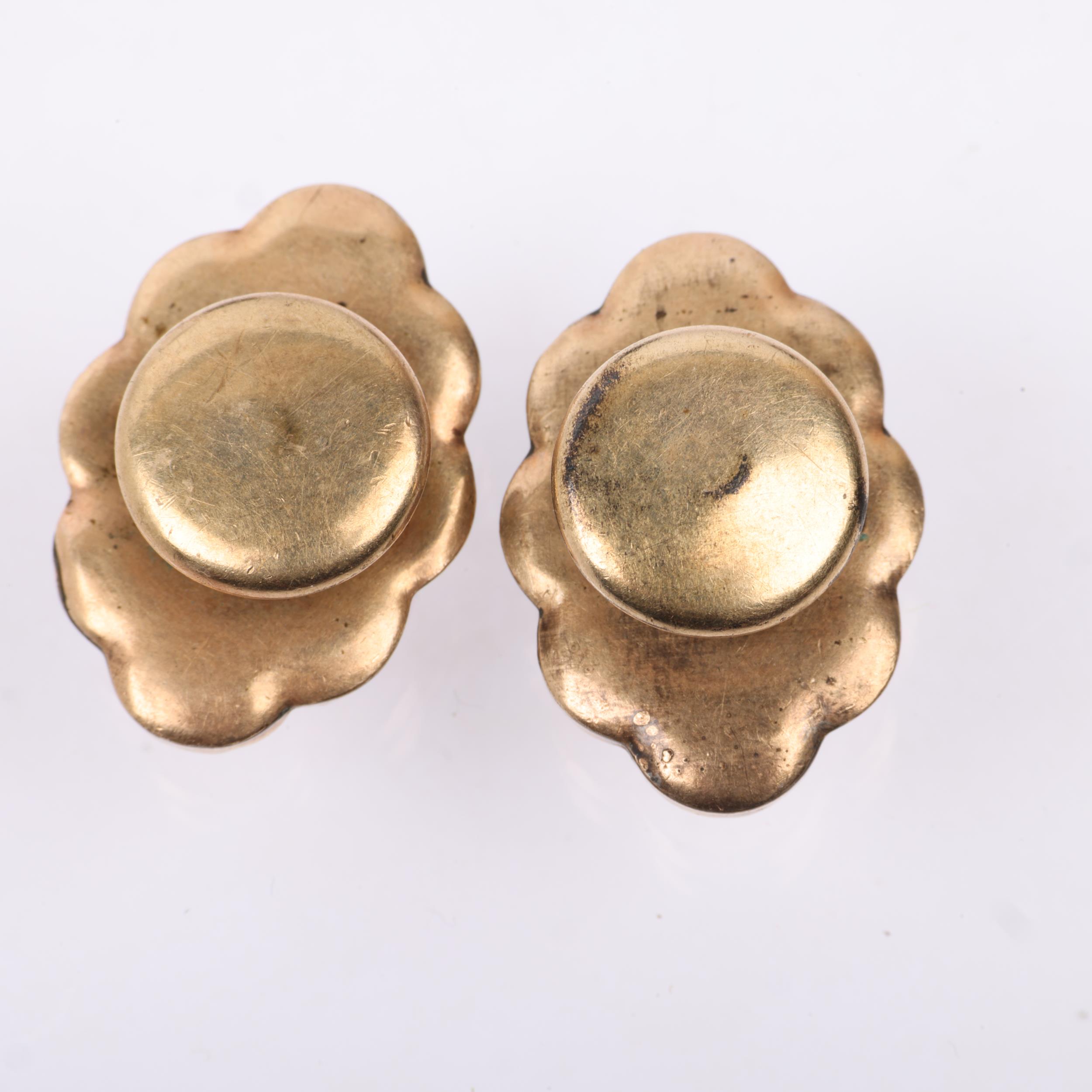 A pair of Victorian black enamel mourning dress studs, circa 1880, gilt-metal, 23.4mm, 9.3g - Image 3 of 4