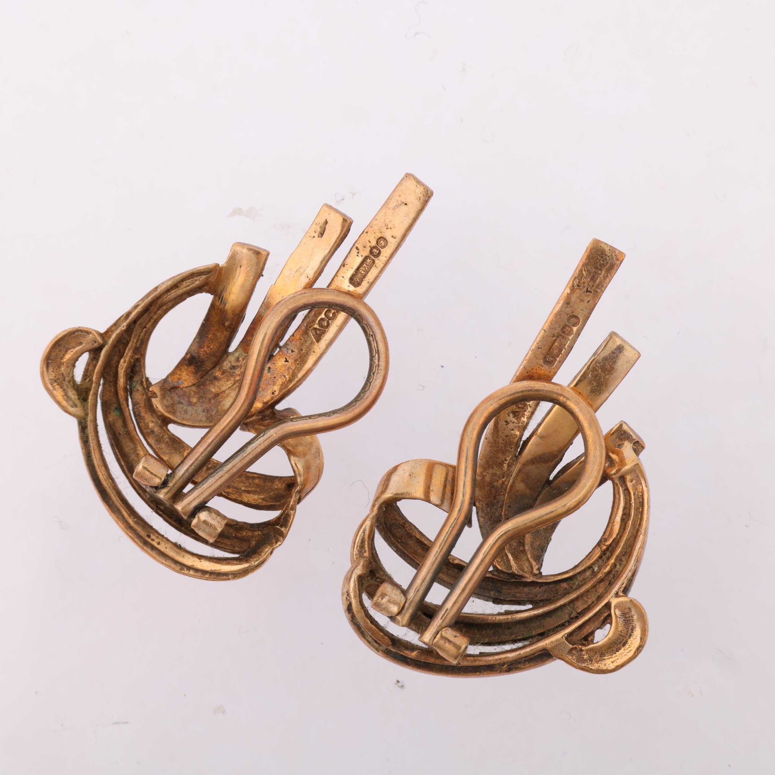 A pair of mid-20th century 9ct gold ribbon clip-on earrings, maker AC Co, London 1956, 29.6mm, 6. - Image 2 of 4