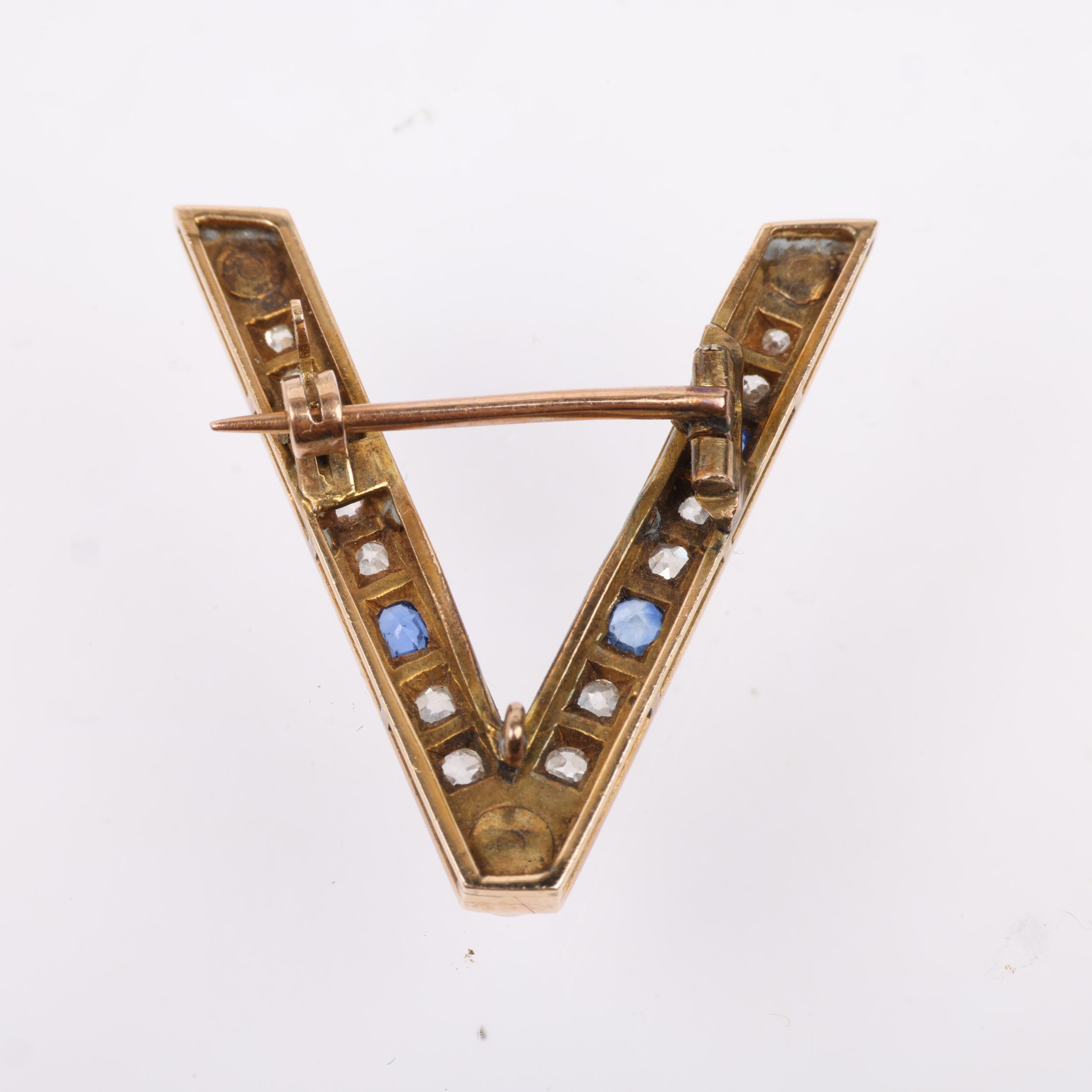 A Victorian sapphire pearl and diamond initial V brooch, apparently unmarked, 25.4mm, 3.2g Condition - Image 3 of 4
