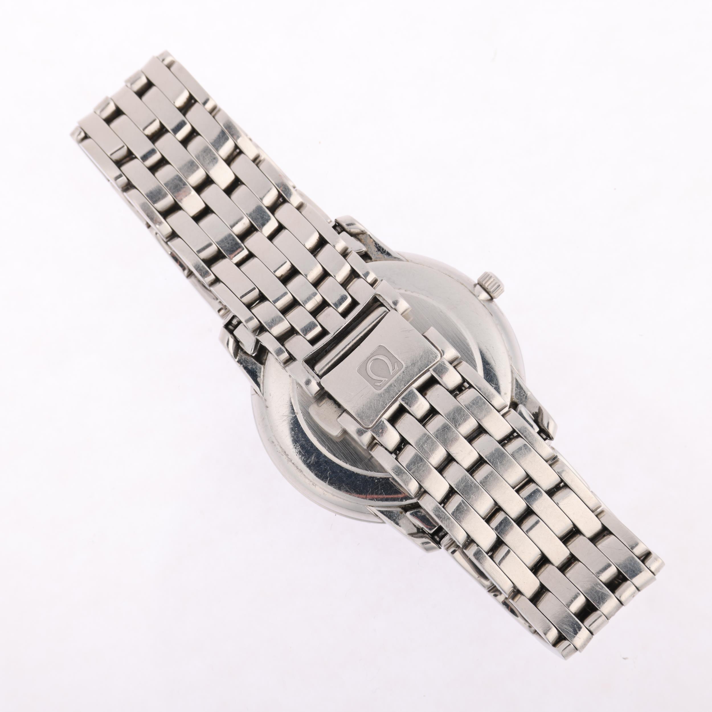 OMEGA - a stainless steel DeVille Prestige quartz calendar bracelet watch, ref. 196.1150, circa - Image 3 of 5