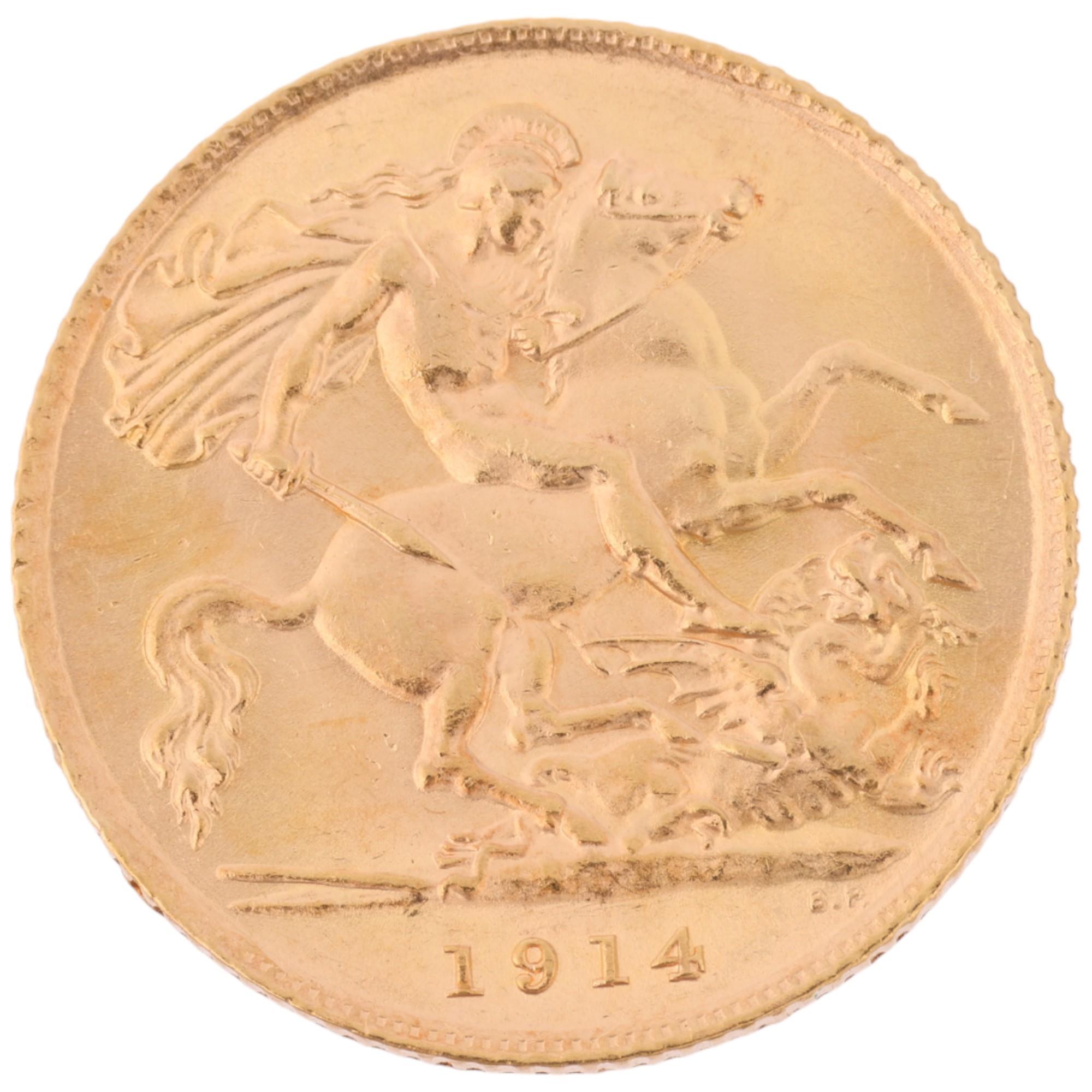 A George V 1914 gold half sovereign coin, 3.9g Condition Report: No damage, general wear to high