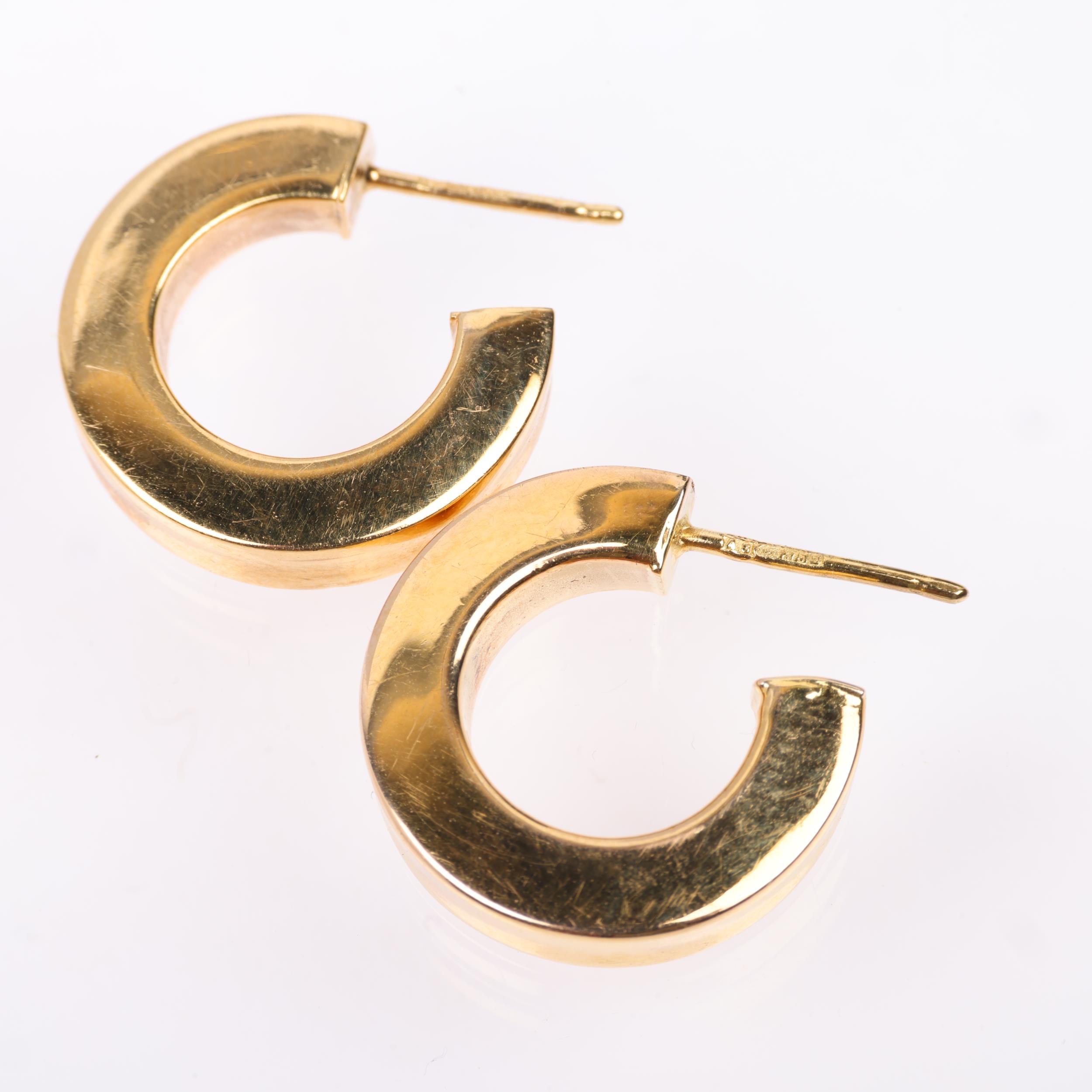 A pair of 9ct gold hoop earrings, with stud fittings, 18.2mm, 3.1g Condition Report: A few very - Image 2 of 4