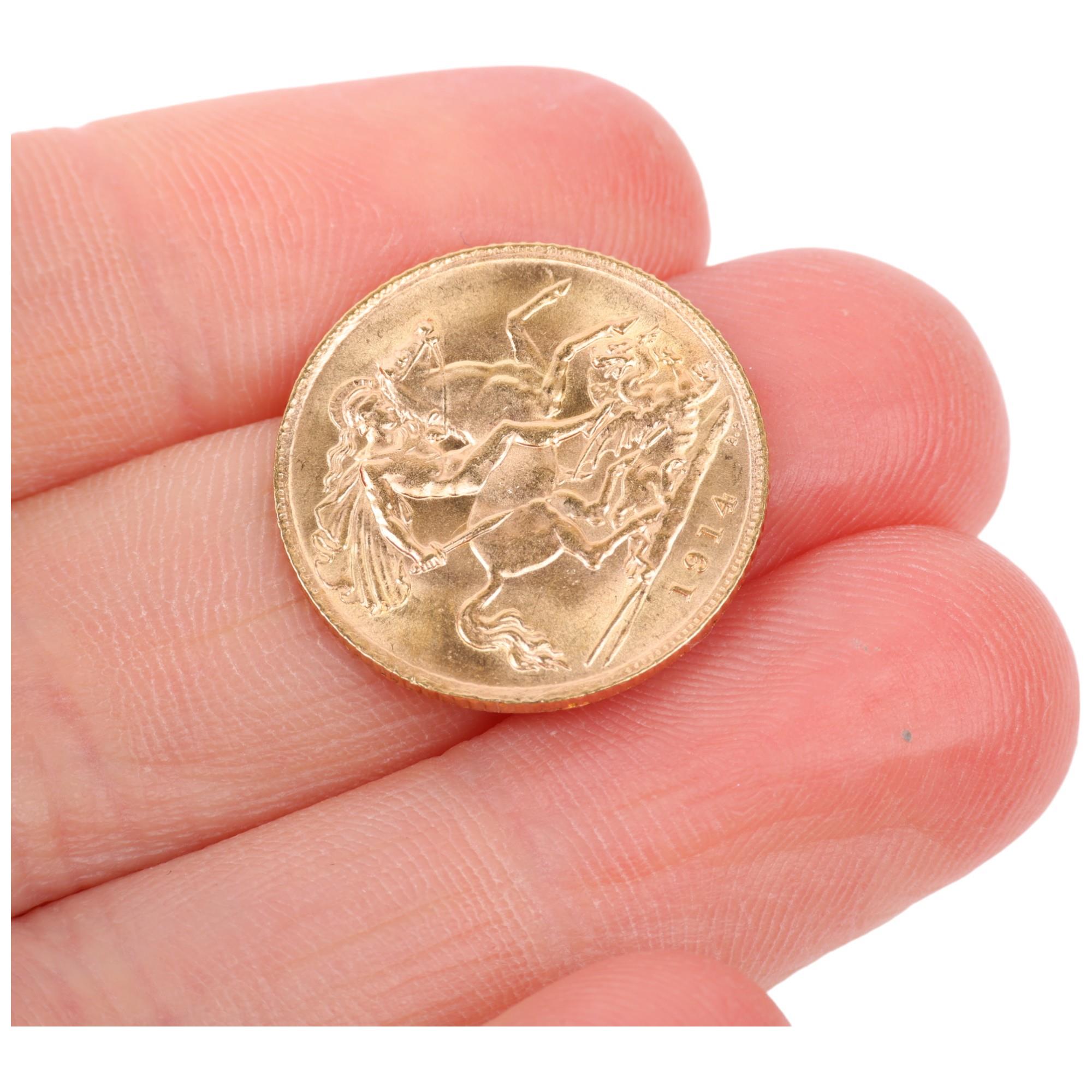A George V 1914 gold half sovereign coin, 3.9g Condition Report: No damage, general wear to high - Image 4 of 4