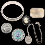 Various silver jewellery, including hinged bangle, agate brooch, cameo, etc, 73.8g gross Condition