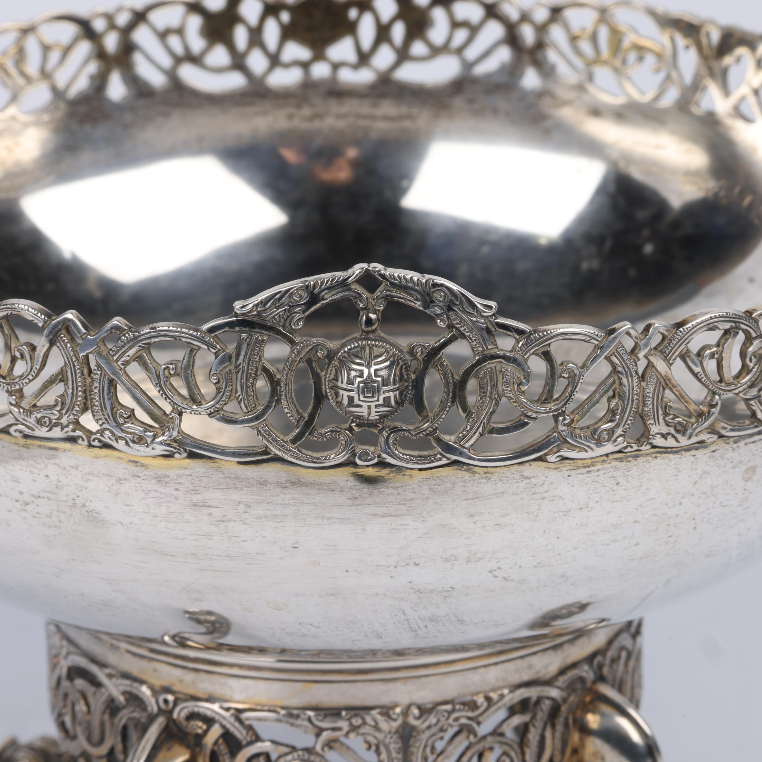 A George V Irish silver Celtic Revival pedestal bowl and stand, Edward & Sons, Dublin 1918, circular - Image 3 of 3