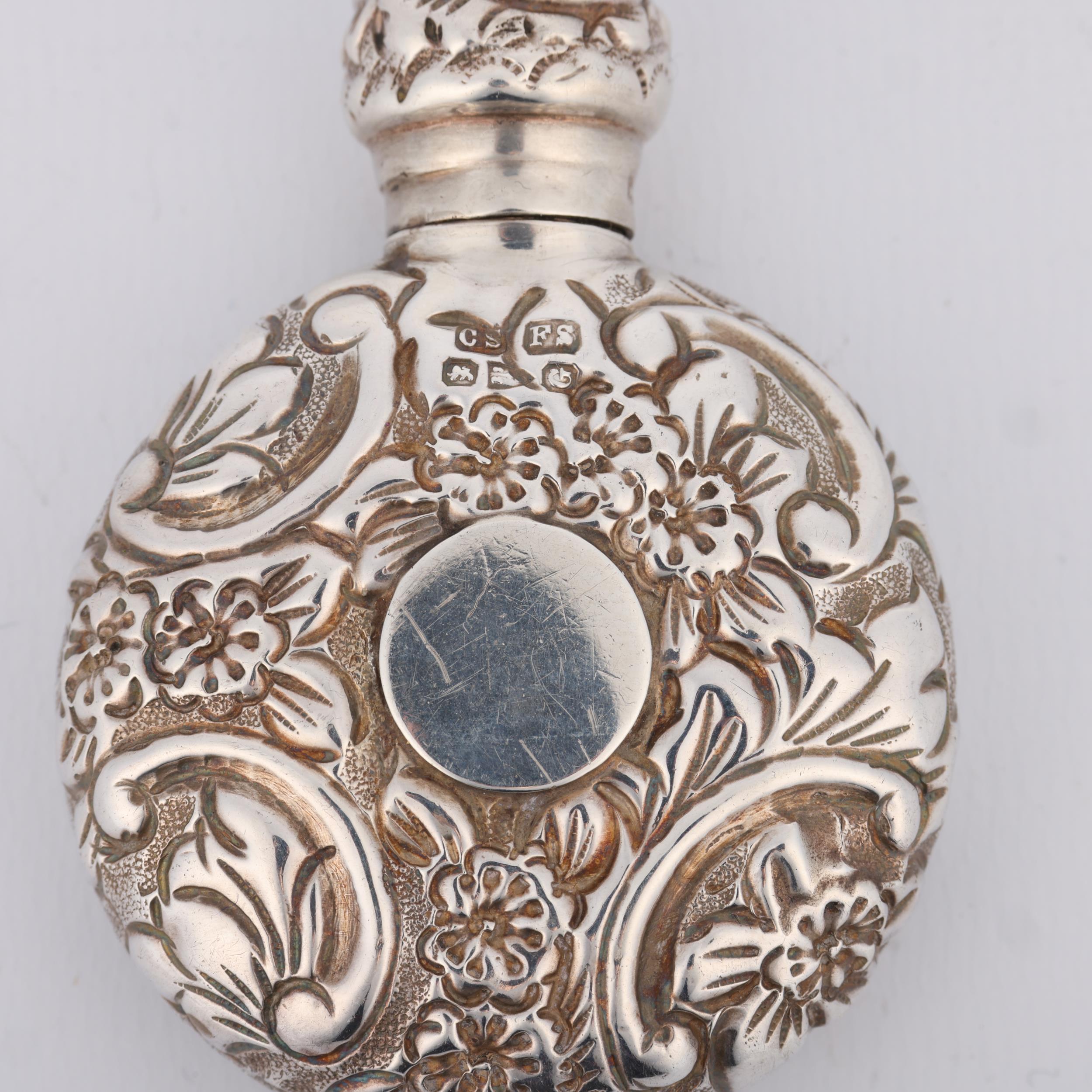 A Victorian silver moon scent flask, Saunders & Shepherd, Chester 1890, allover relief embossed - Image 2 of 3