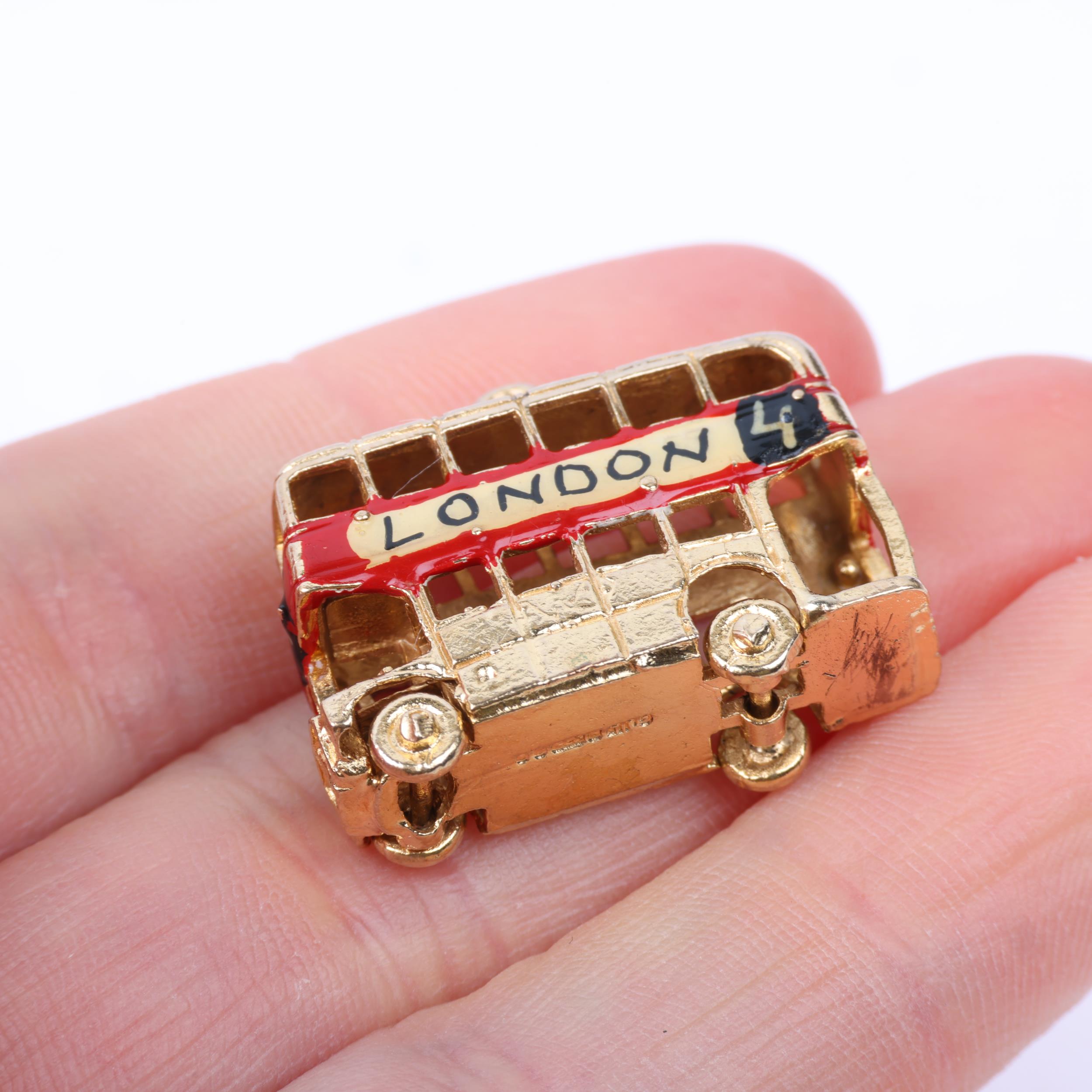 A late 20th century 9ct gold novelty London double-decker bus charm/pendant, maker GJ Ltd, - Image 4 of 4