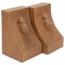 Robert Mouseman Thompson, pair of oak bookends, probably circa 1970s, height 15cm Good condition