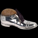 A George V novelty silver brogue shoe pin cushion, S Blanckensee & Son, Chester 1921, 12.5cm No