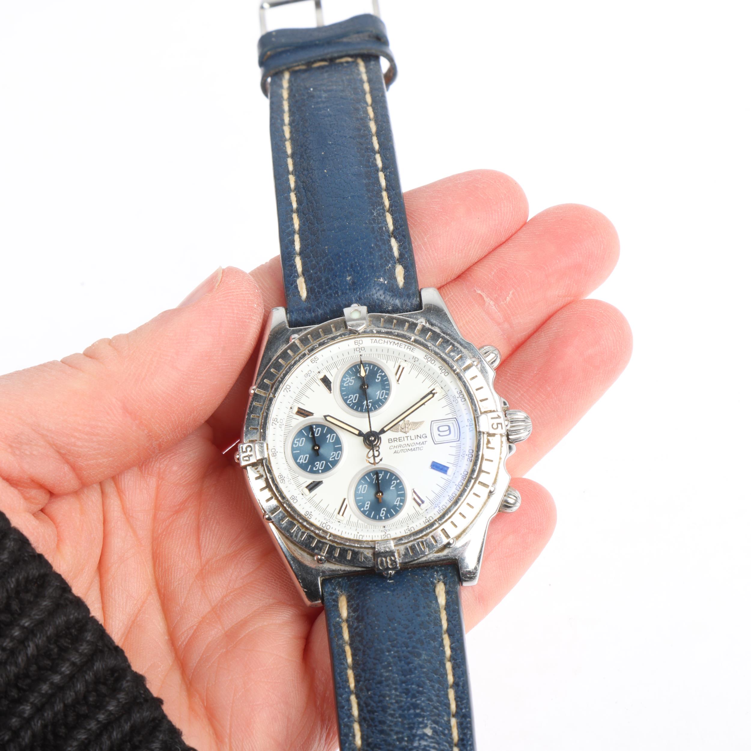 BREITLING - a stainless steel Chronomat automatic chronograph calendar bracelet watch, ref. A13050. - Bild 5 aus 5
