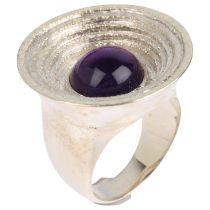 A sterling silver modernist amethyst abstract ring, setting height 25.5mm, size O, 14.6g No damage
