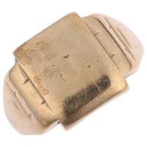 A mid-20th century 9ct gold signet ring, maker HG&S, Birmingham 1959, setting height 13.3mm, size Q,