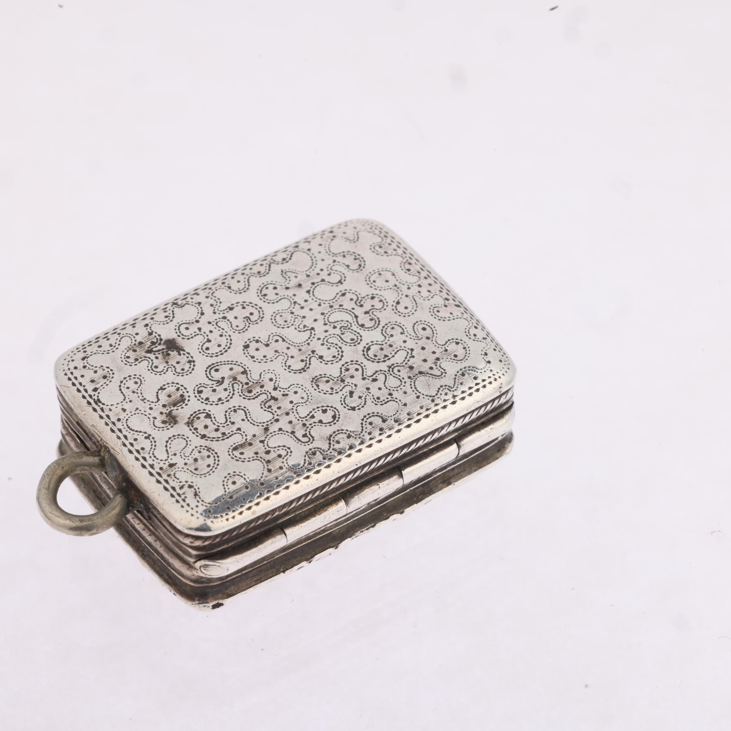 A George IV silver vinaigrette, Thomas & William Simpson, Birmingham 1822, rectangular form, with - Image 2 of 3