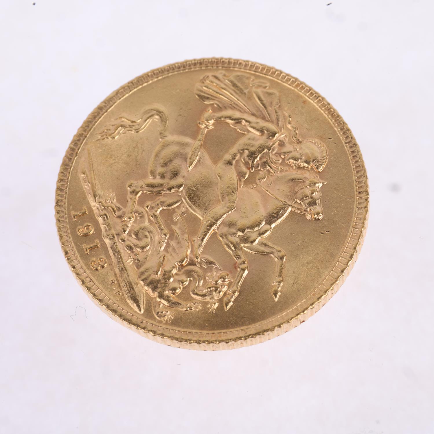A George V 1913 gold full sovereign coin, 7.9g Light wear to high points - Image 3 of 4