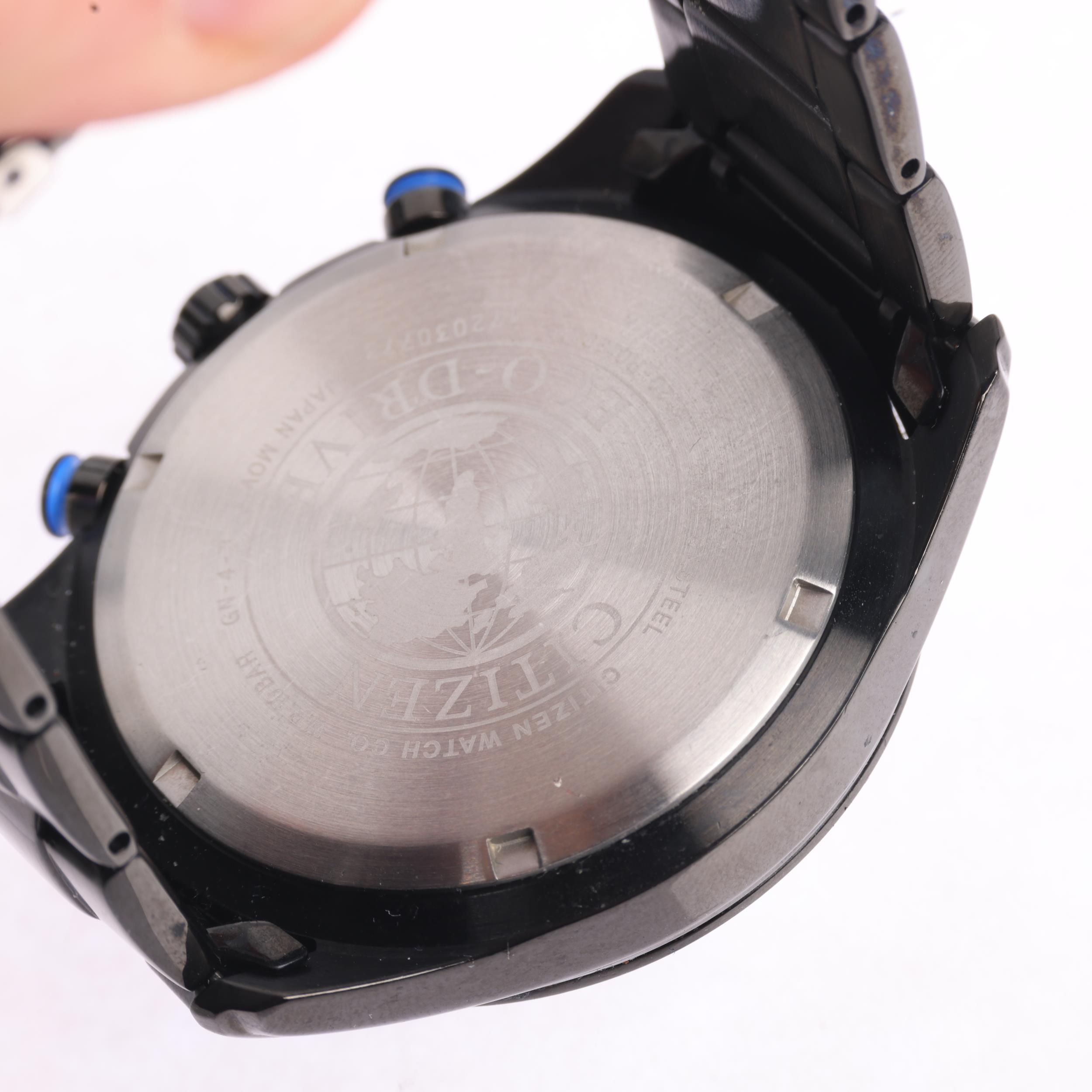 CITIZEN - a black coated stainless steel Eco-Drive quartz chronograph calendar bracelet watch, - Bild 4 aus 5
