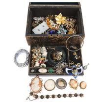 An Antique jewellery box containing various silver and costume jewellery, including cameo
