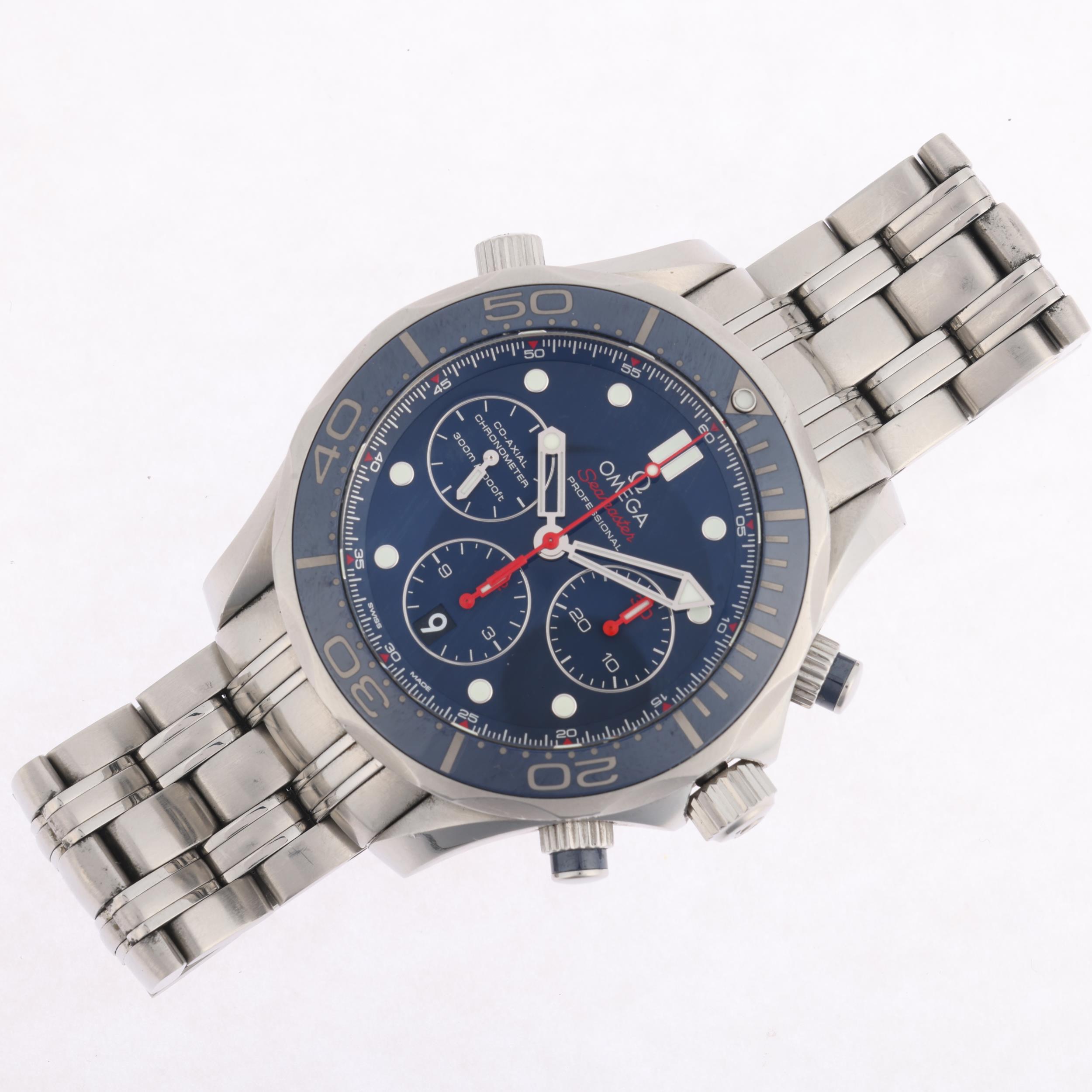 OMEGA - a stainless steel Seamaster Professional Co-Axial Chronometer automatic chronograph bracelet - Image 2 of 5