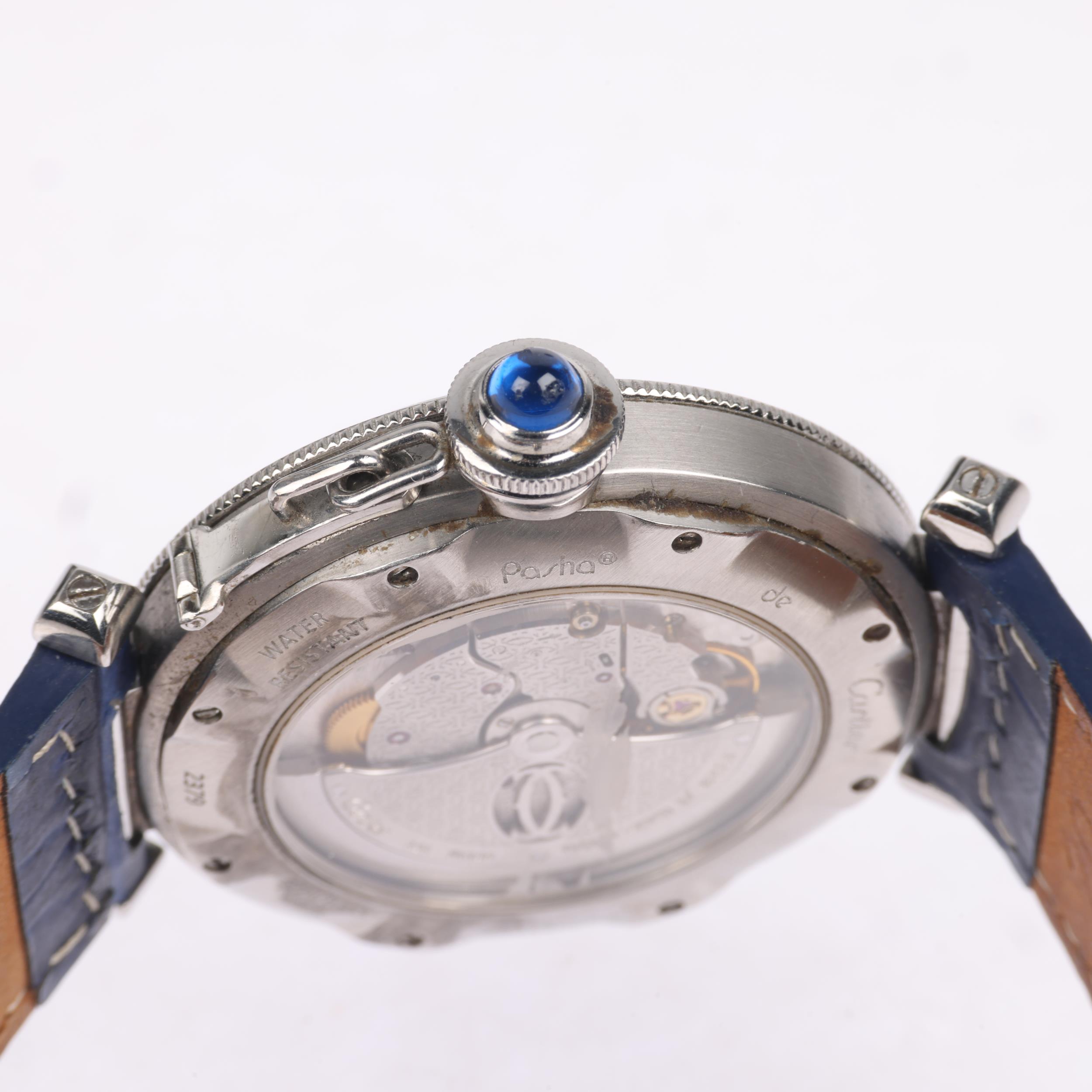 CARTIER - a stainless steel Pasha De Cartier automatic calendar wristwatch, ref. 2379, engine turned - Bild 5 aus 5