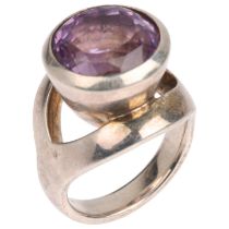 A sterling silver amethyst eye ring, setting height 19.2mm, size P, 18.2g No damage or repair,