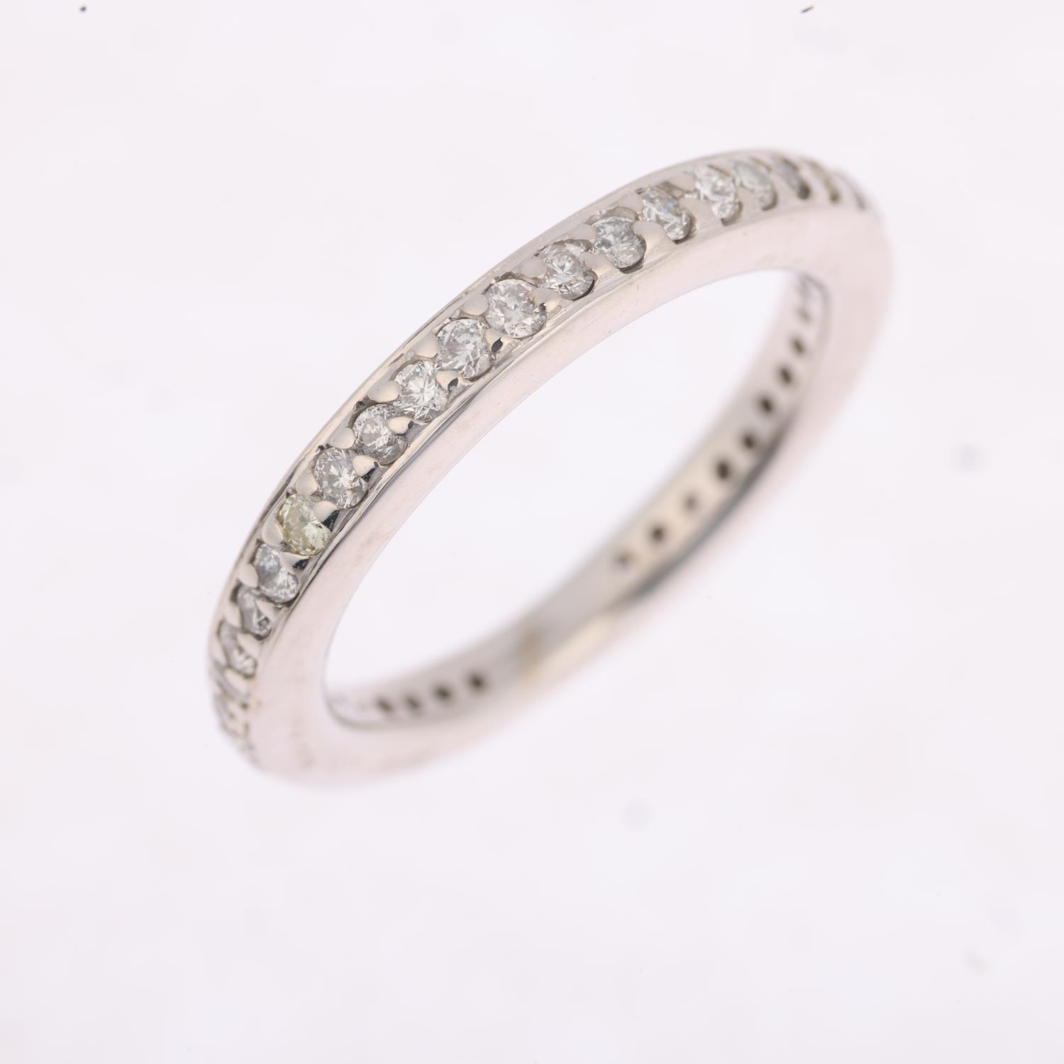 A diamond eternity ring, set with modern round brilliant-cut diamonds, total diamond content - Image 2 of 4