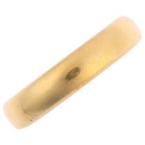 A mid-20th century 22ct gold wedding band ring, maker S&L, Birmingham 1961, band width 4.1mm, size