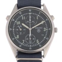 SEIKO - a stainless steel British military issue Generation 2 quartz chronograph calendar