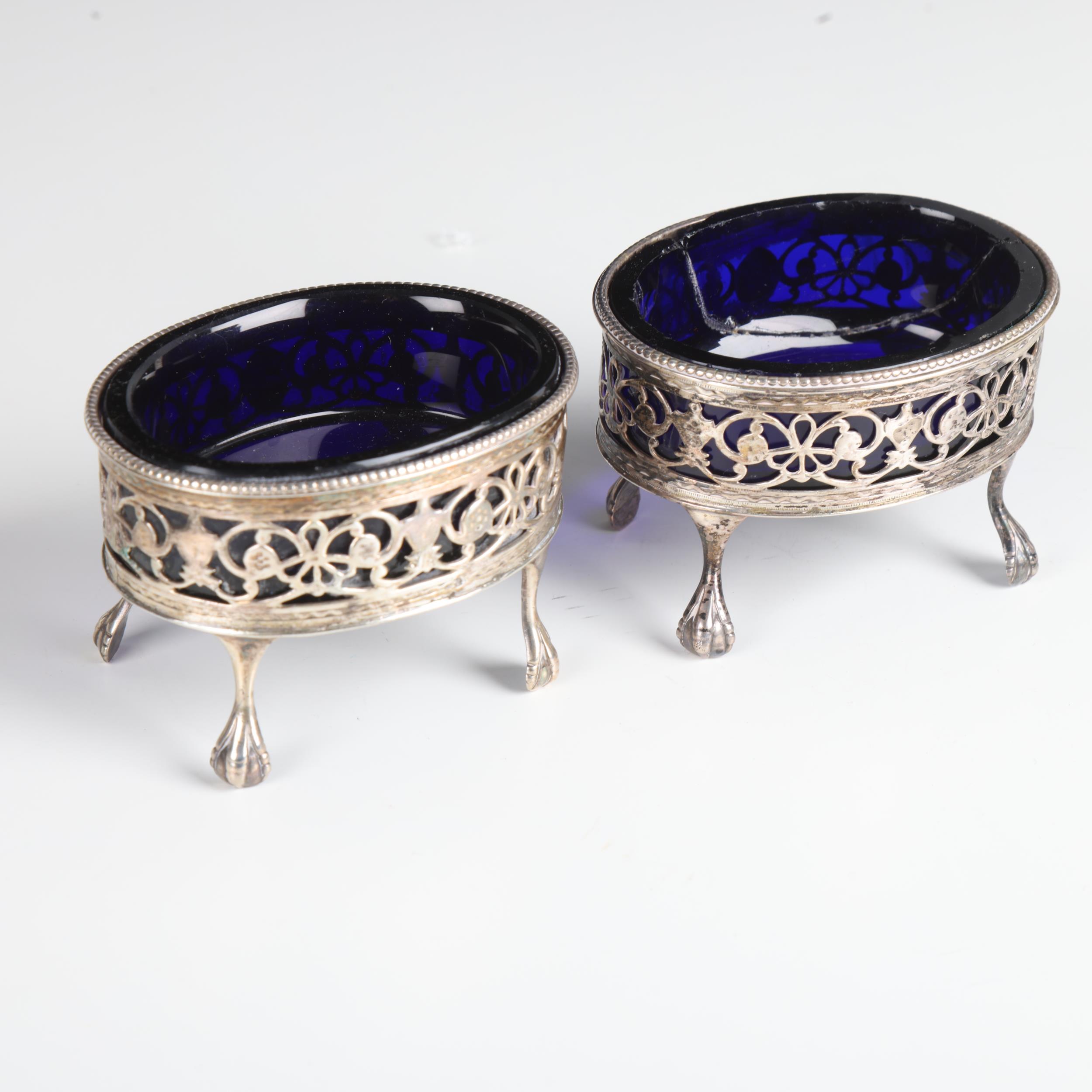 A pair of George III silver table salt cellars, possibly Thomas Dicks, London 1817, oval form with - Image 2 of 3