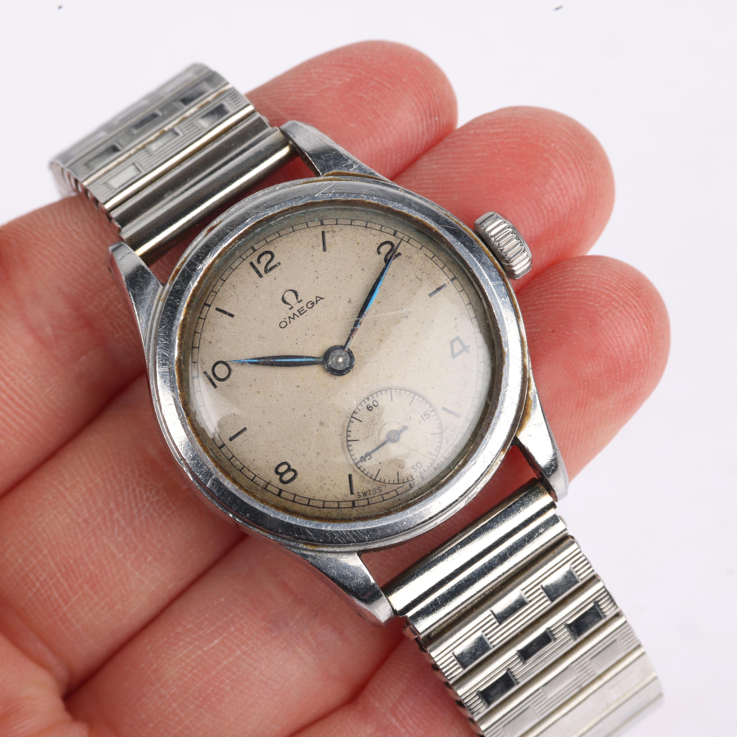 OMEGA - a Second World War Period stainless steel mechanical wristwatch, ref. 2165, circa 1939, - Image 5 of 5