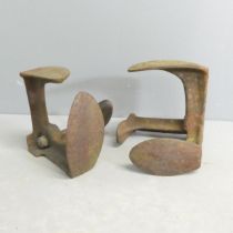 A pair of cast iron cobbler's shoe anvils. 18cm.