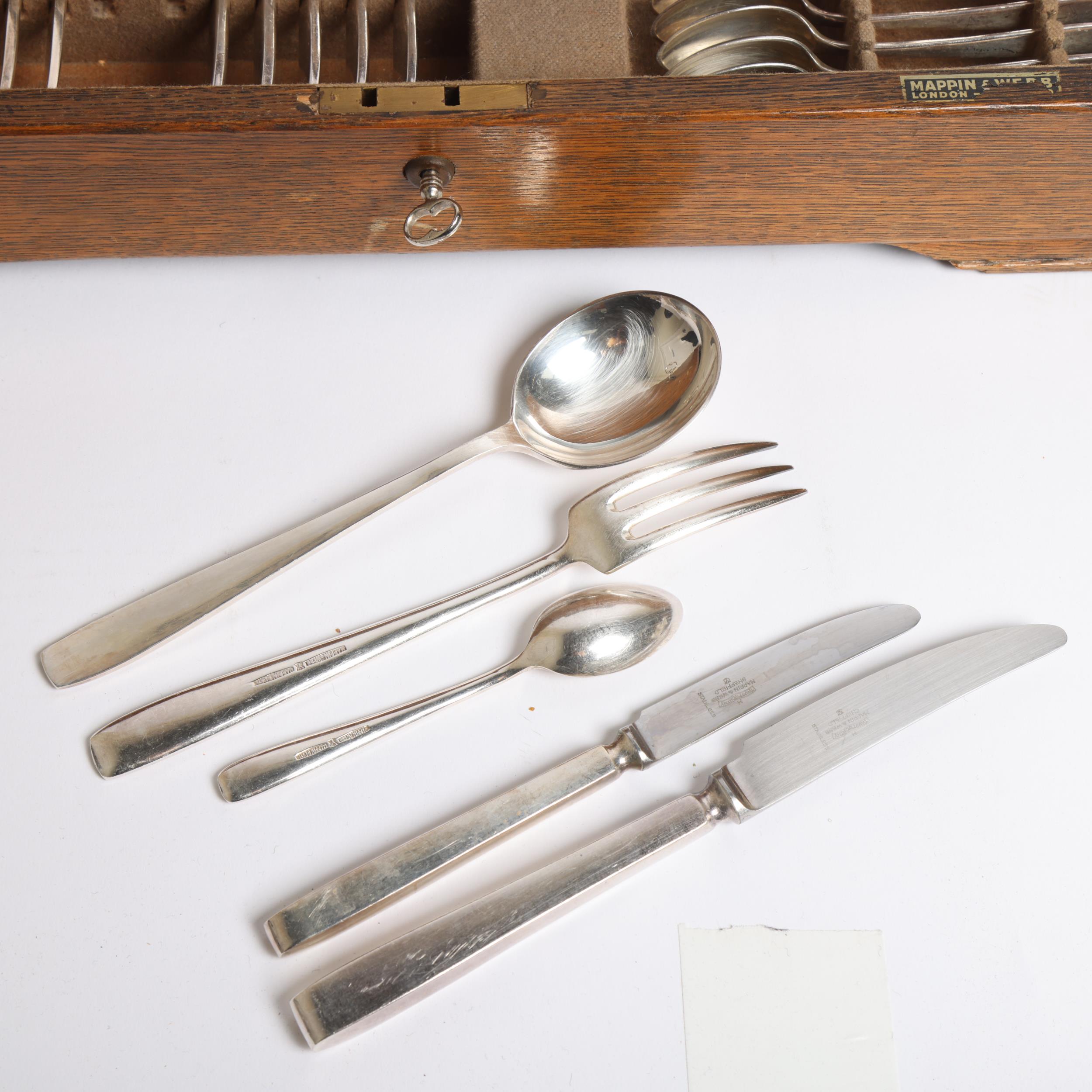 MAPPIN & WEBB - a silver plated canteen of cutlery for 6 people, in fitted oak case (carving set - Image 2 of 2