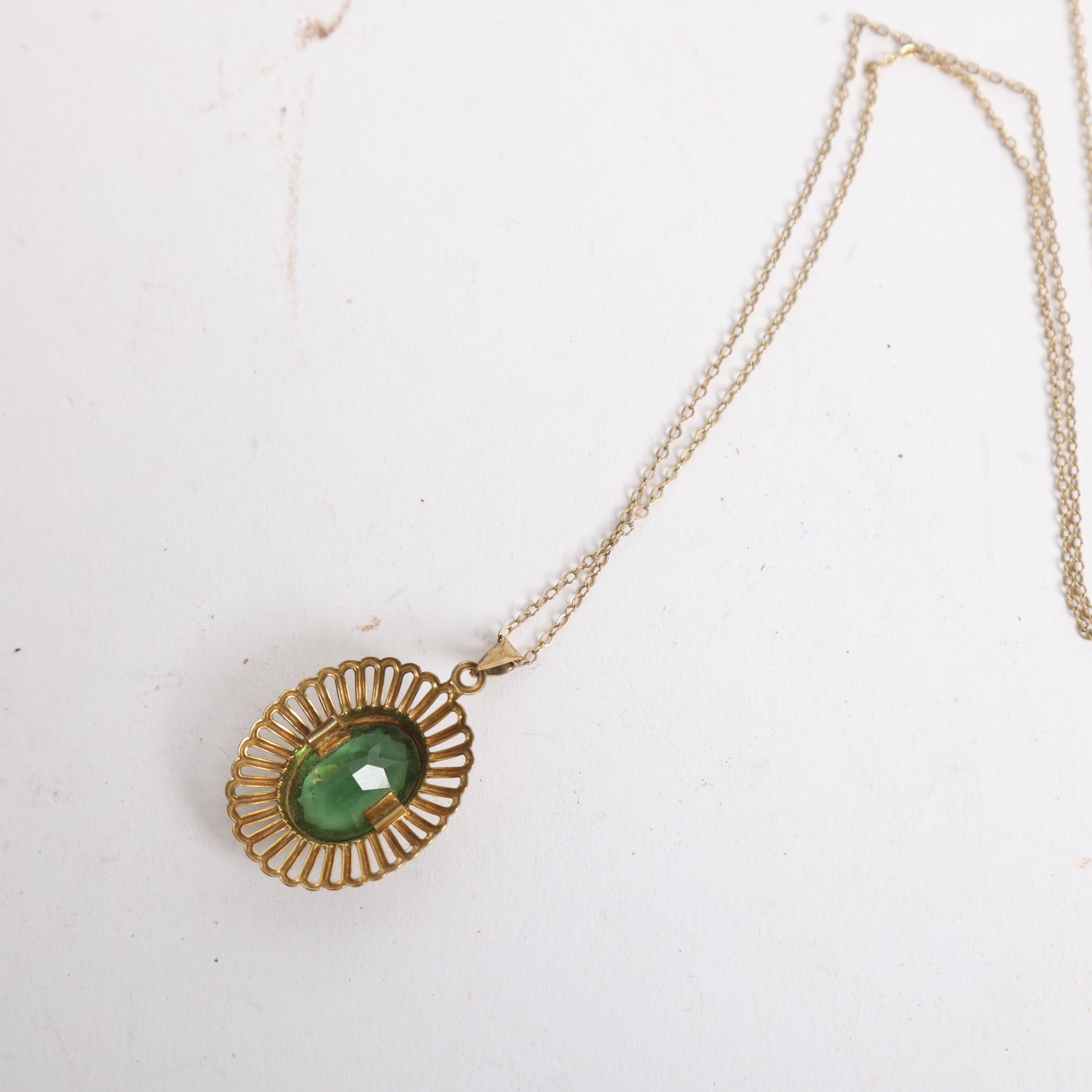 A 9ct gold green stone set pendant and chain, length 27cm, 3.5gms - Image 2 of 2